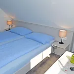 Mit Fruehstueck Im Ostseebad Бабе