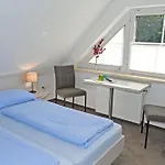Mit Fruehstueck Im Ostseebad * Бабе