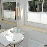 Отель Mit Fruehstueck Im Ostseebad