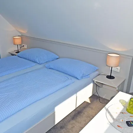 Mit Fruehstueck Im Ostseebad Baabe